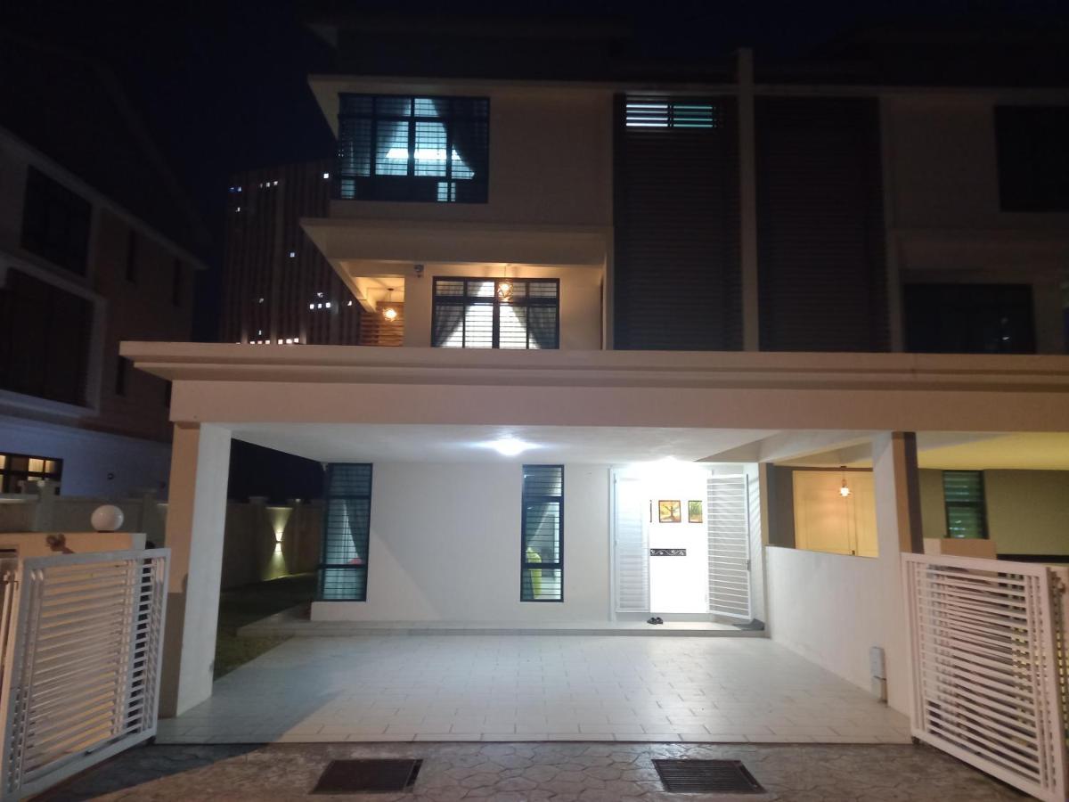 Pearl Residences Sleep 27 Batu Feringgi Ngoại thất bức ảnh